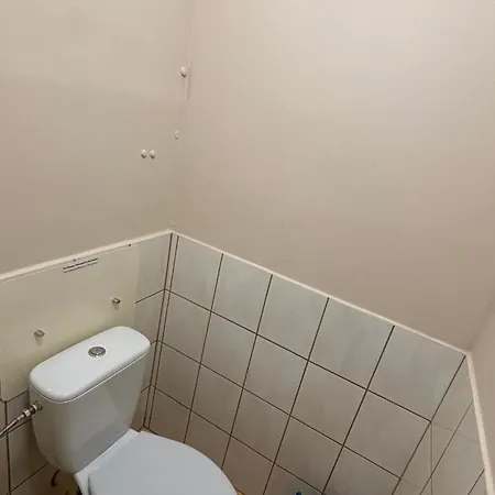 Kiss Vendeghaz 1. 4* Капошвар